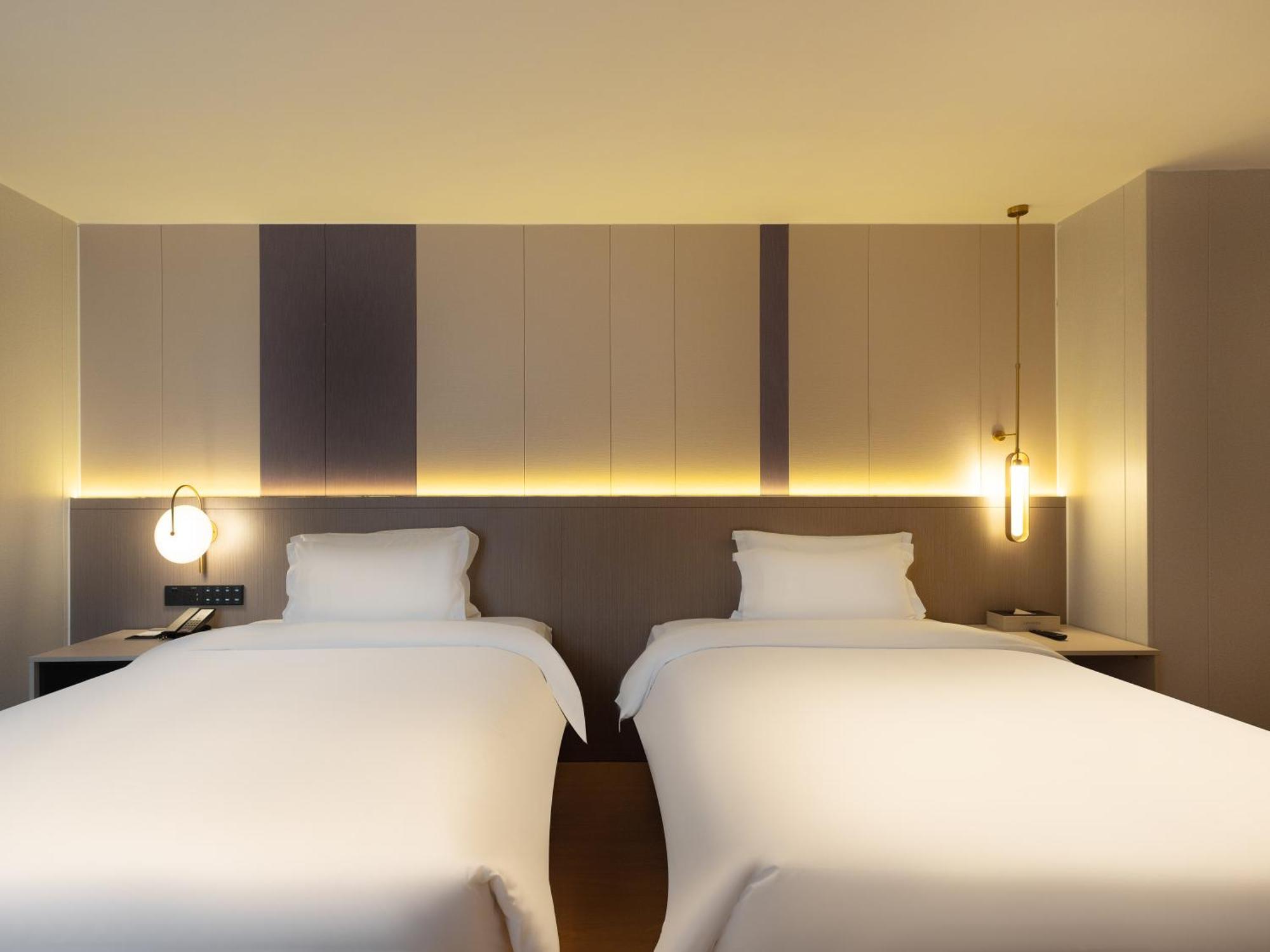 Lavande International Hotel Guangzhou Us Consulate General Guangzhou Grandview Plaza Branch - Free Shuttle Bus To Canton Fair Complex During Canton Fair Period & Free Vpn Internet Access Экстерьер фото
